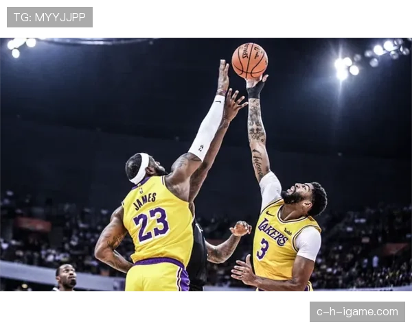 戴维斯德甲强势复苏，助球队豪取连胜状态回暖