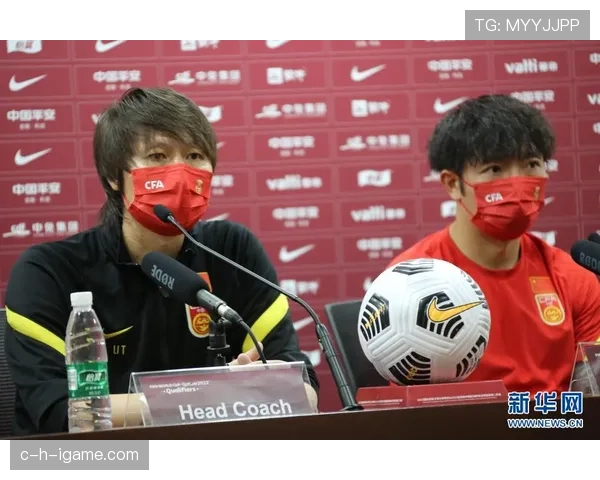 郑优营盘风格重塑新闻叙事，引领足球资讯传播新范式